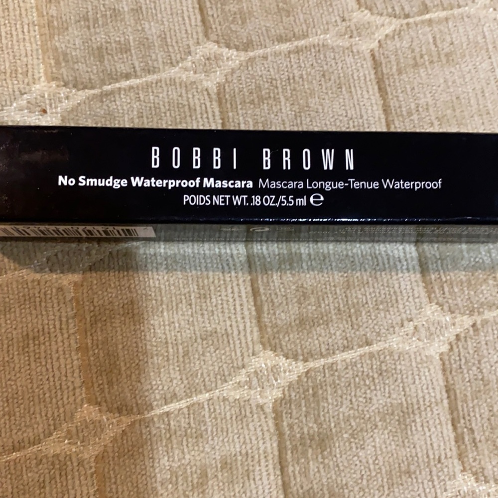 Bobbi Brown No Smudge Waterproof Mascara - black